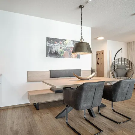 Residenz Bollwark 3 2 *